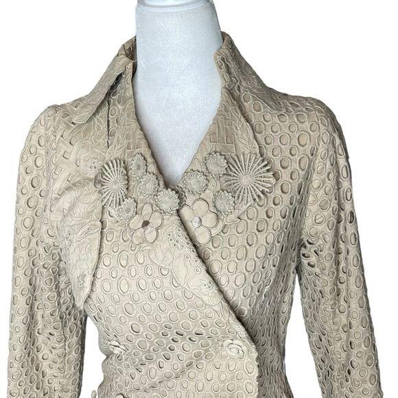 Bryan Lars Lace Embroidered Paris Trench Coat Floral Buttons Eyelet overlay Sz 2 - Picture 4 of 15